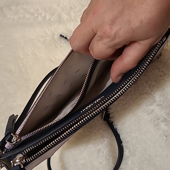 Kate Spade crossbody - Picture 6 of 6